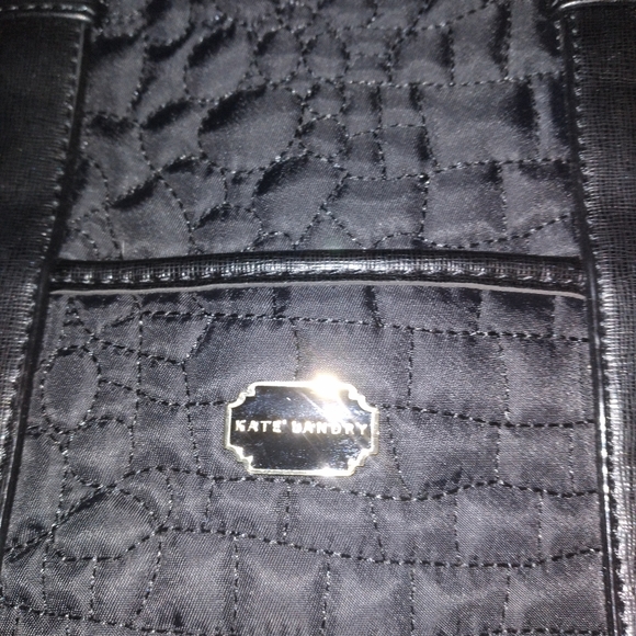 Kate Landry - Picture 6 of 7